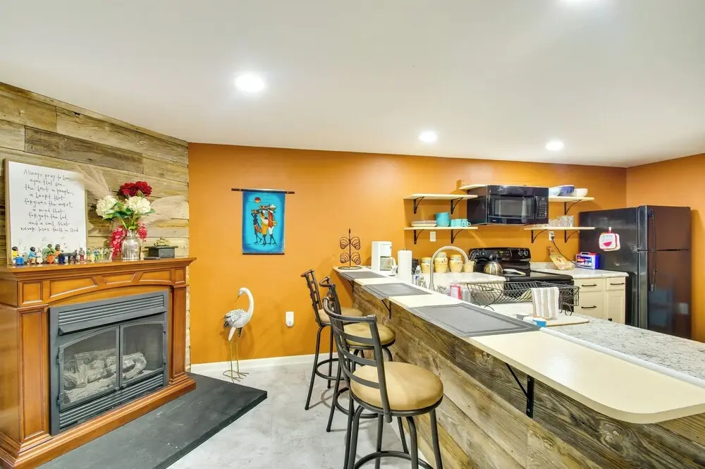 Charming Virginia Getaway Near Hiking & Golfing!