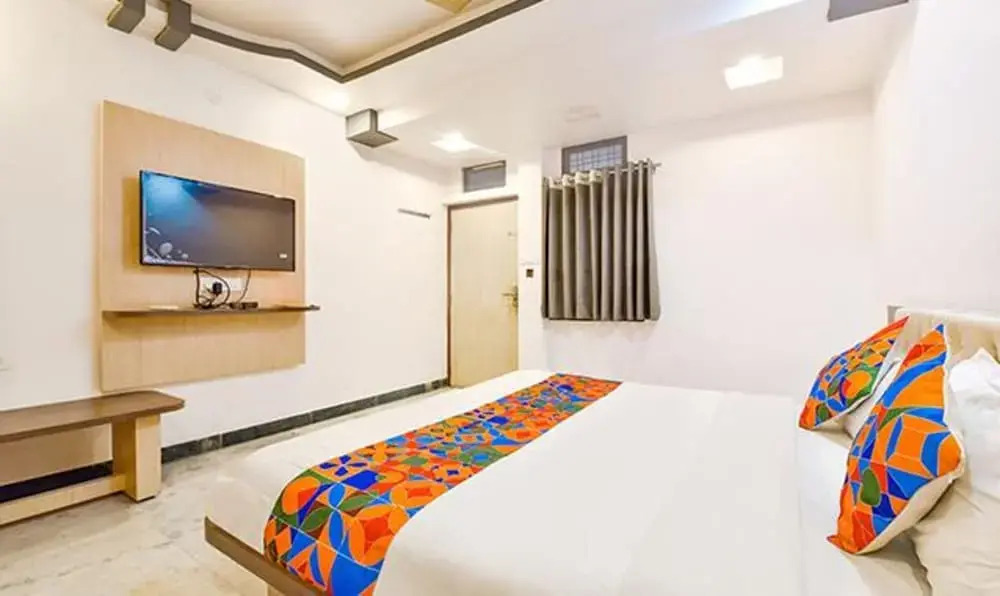 FabExpress Divya Palace