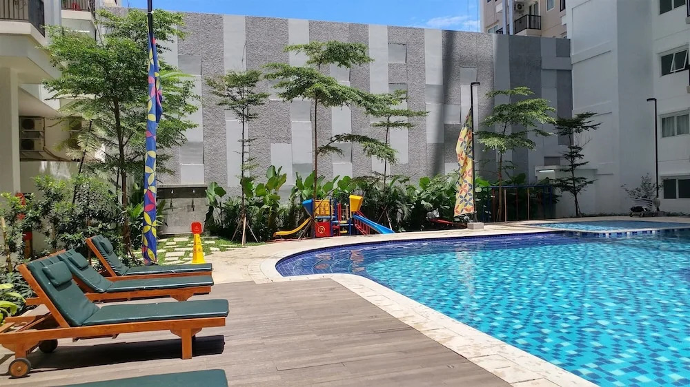 Quiet Studio Room Signature Park Grande Apartment