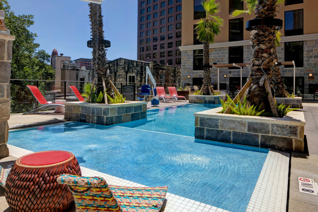Hampton Inn & Suites on the San Antonio Riverwalk