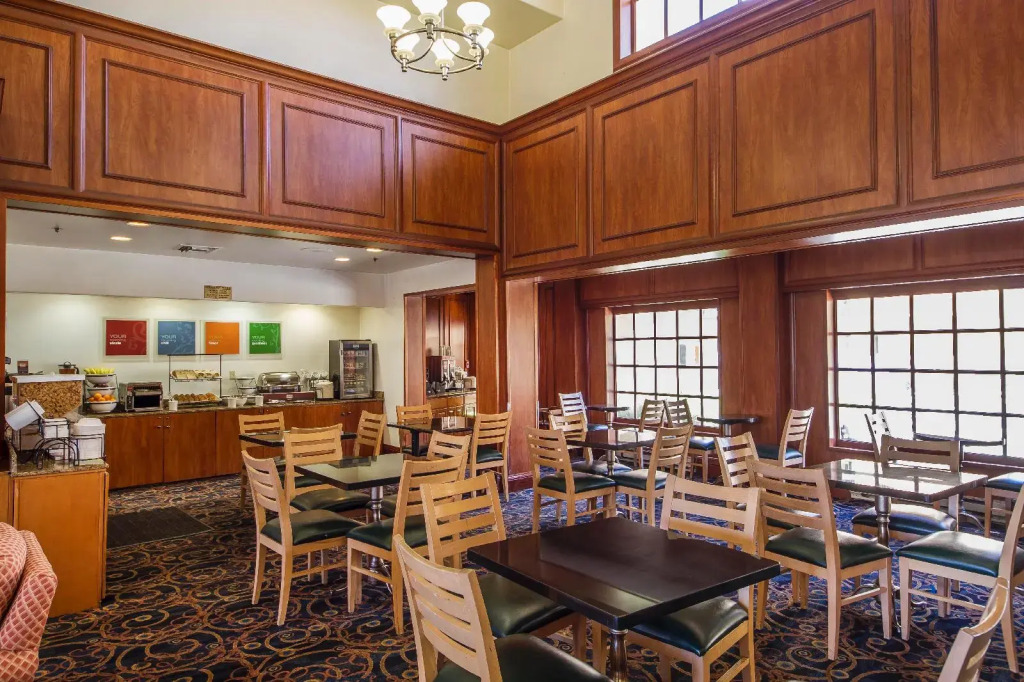 Comfort Inn & Suites San Francisco Airport North