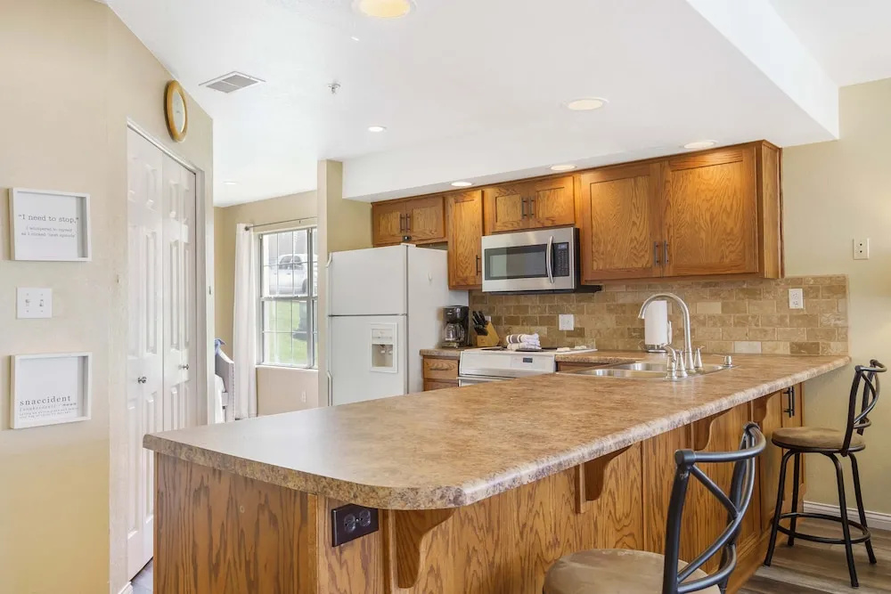 Cozy Creek Cottage
