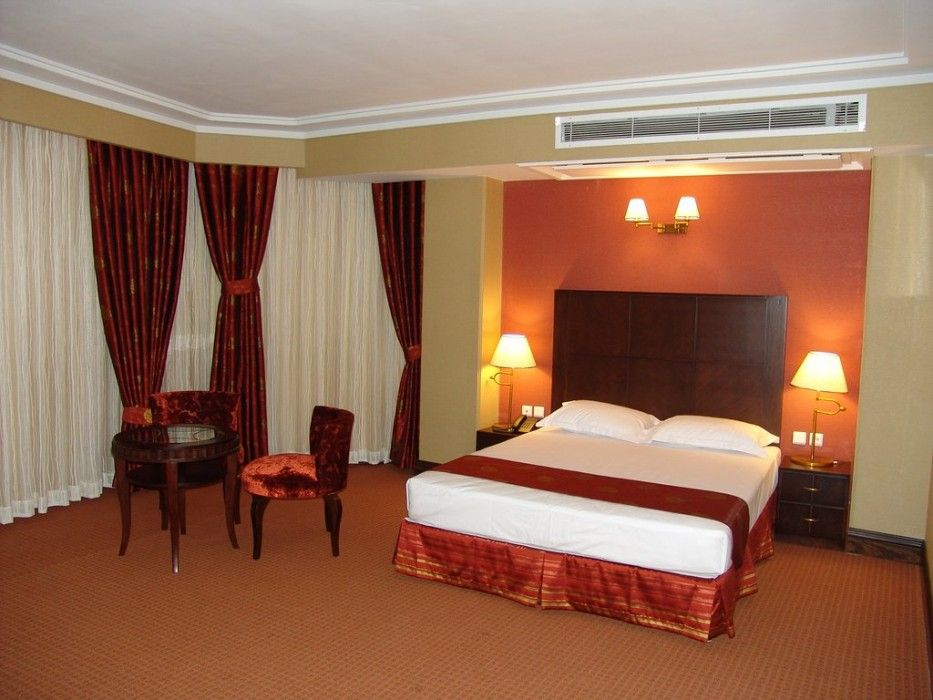 Javad Hotel