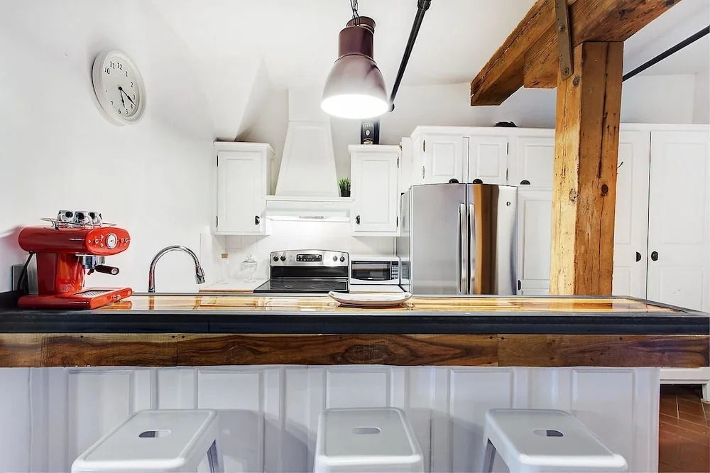 Charming Apartment on St-Paul street by Hometrotting