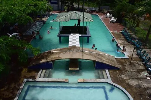 Hotel Deportivo Y Recreativo Los Gemelos