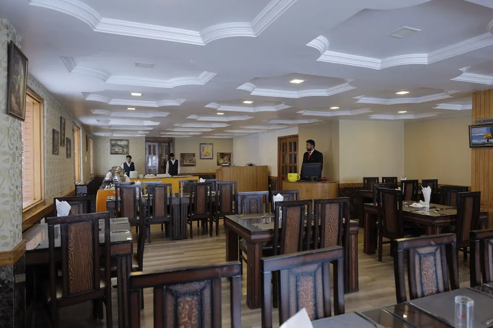 Royal Park Hotel