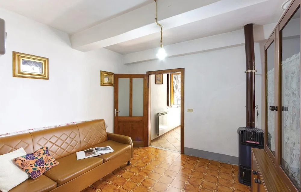 Stunning Apartment in Bagni di Lucca LU With 1 Bedrooms