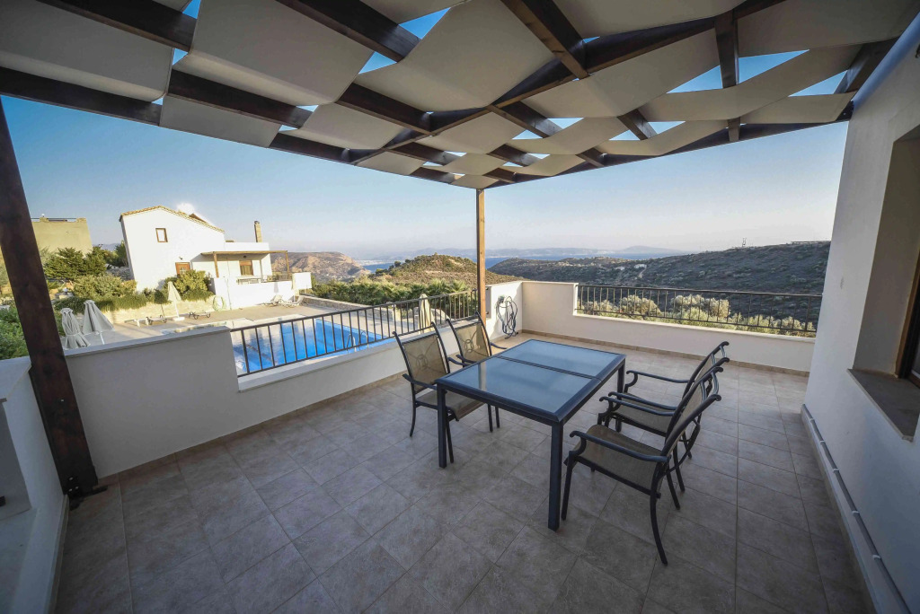 Lenikos Resort