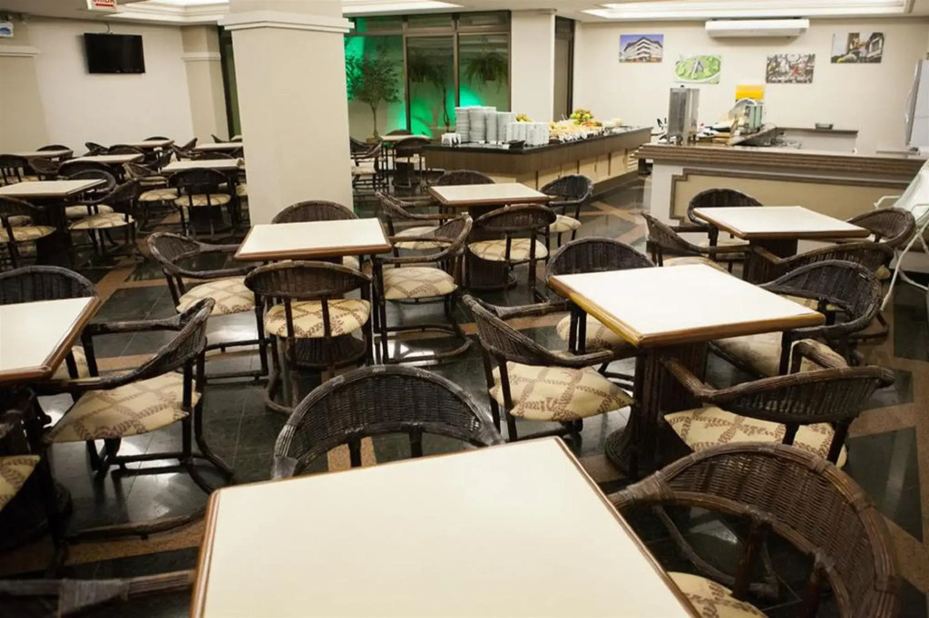 Hotel Mansiones