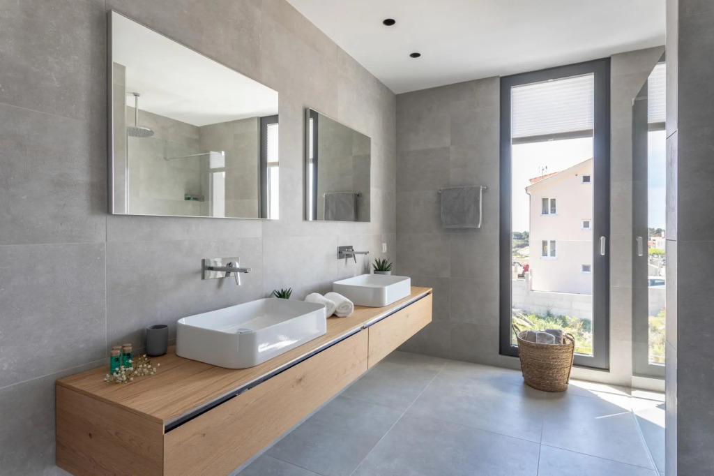 Loft Hvar in Hvar with 3 bedrooms and 1 bathrooms