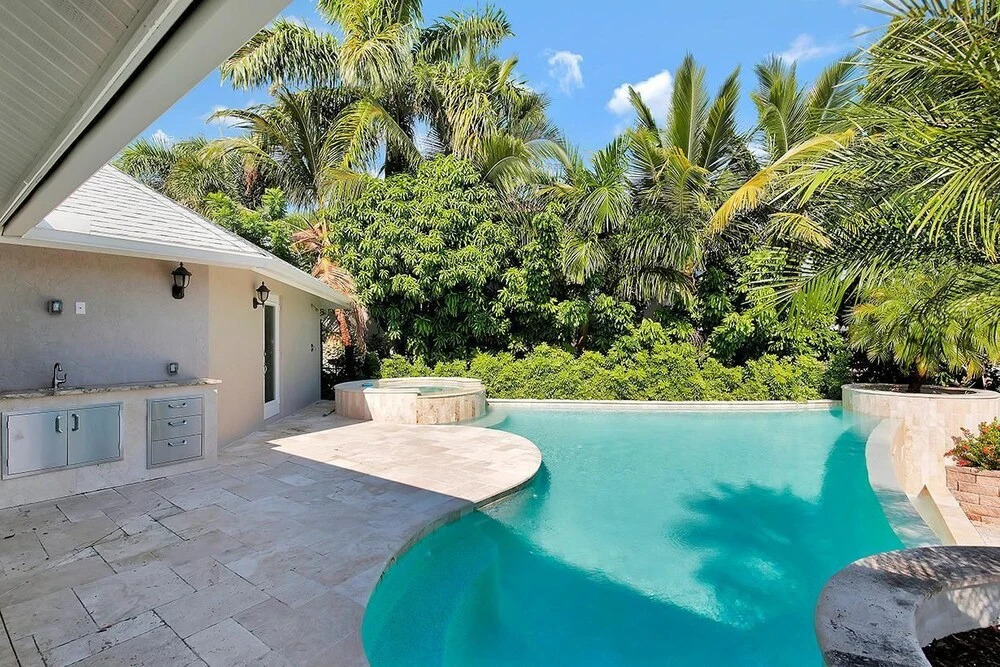 WH1074 3 Bedroom Holiday Home by Marco Naples Vacation Homes