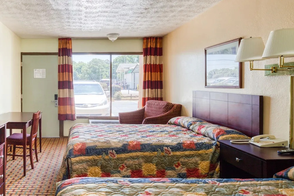Super Inn Decatur