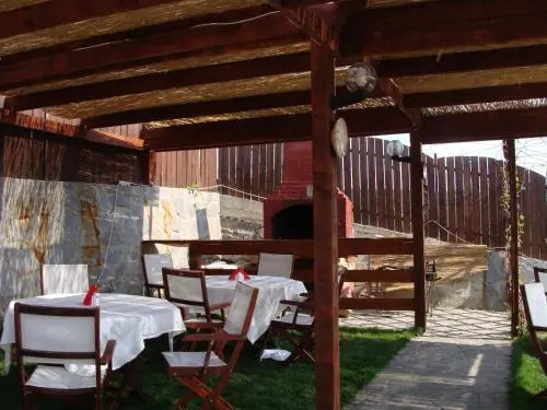 Pensiunea Taverna Bucium