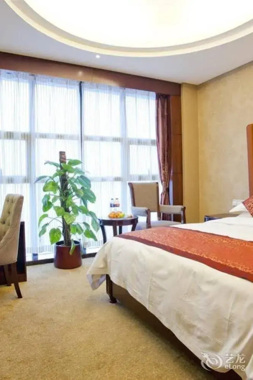 Changsha Xingwei Huatian Hotel