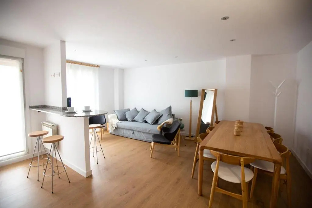 Apartamentos tiu Enrique 4 Piso