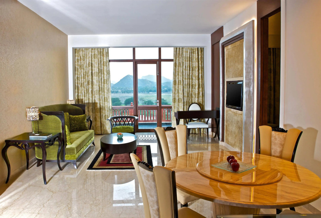 Le Meridien Jaipur Resort & Spa