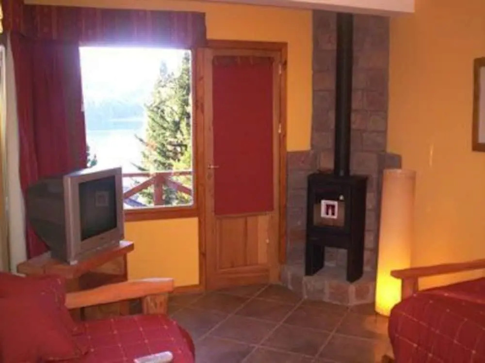Solar De Las Araucarias Aparts Y Bungalows