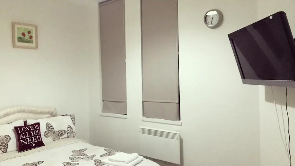 Heart Of Aberdeen City Centre 3 Bedrooms Apartment