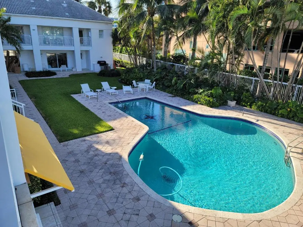 Waterfront Studio- Pool, Beach, Intercostal-5