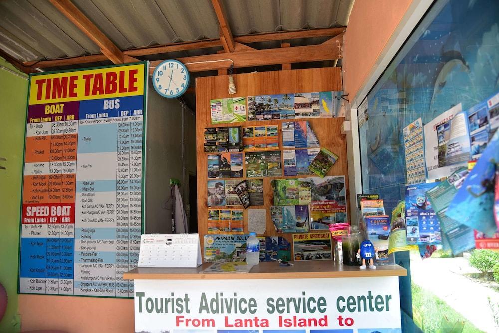 Best Friends Hotel & Hostel