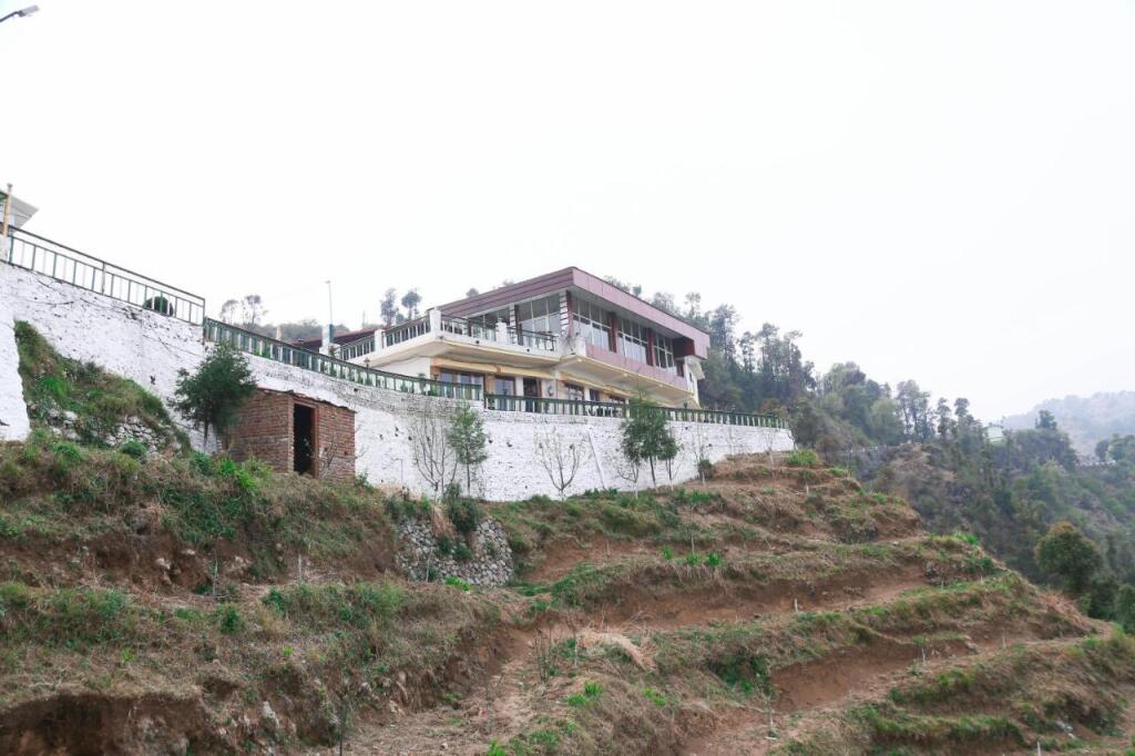 Mount View Dhanaulti Dreams
