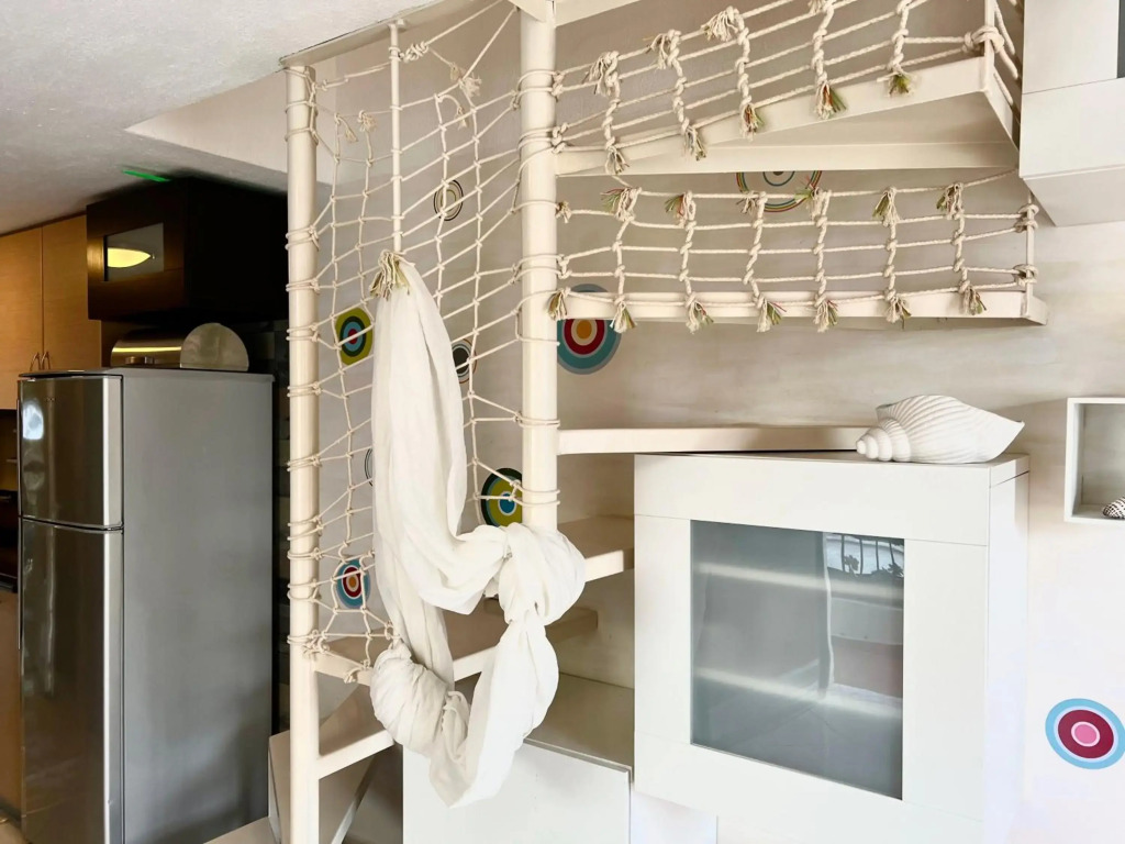 Studio Nikiti Beach