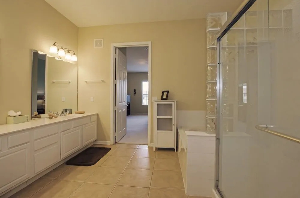 3BD 2BA Condo Sleeps 8 Gold RVC30683 Bedroom RHOF
