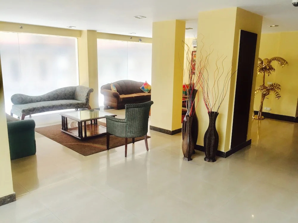 Tavisha Hotel
