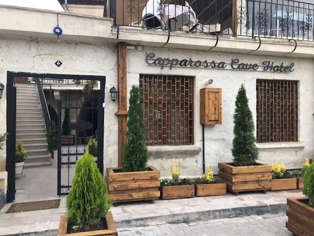 Cappa Rossa Cave Hotel