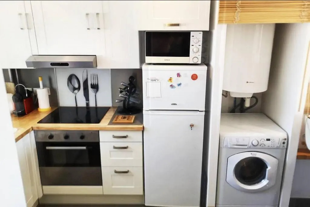 LE CALDERINI APPART - Face PLAGE WIFI et PARK Gratuit CALME - Résid Le Surcouf - CoHôteConciergerie La Grande Motte