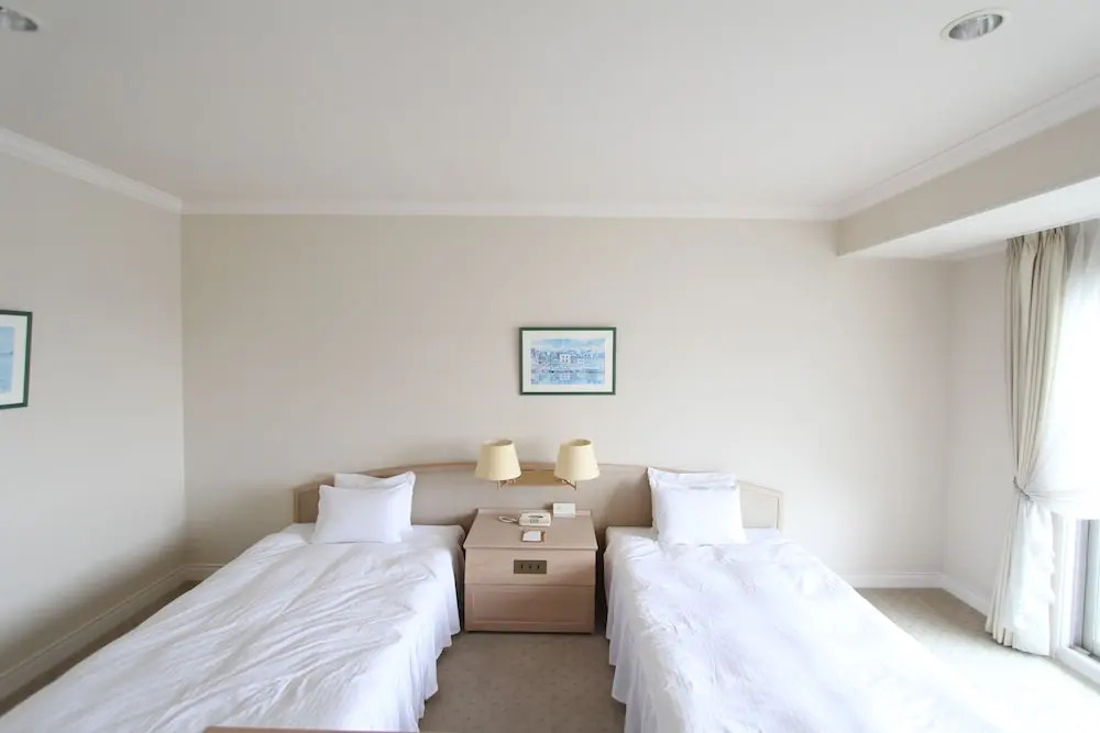 Hotel Laguna Hill