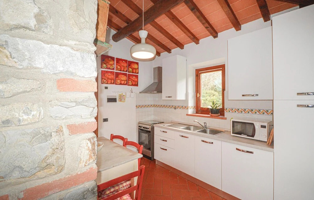 Stunning Home In Molino Del Piano Fi