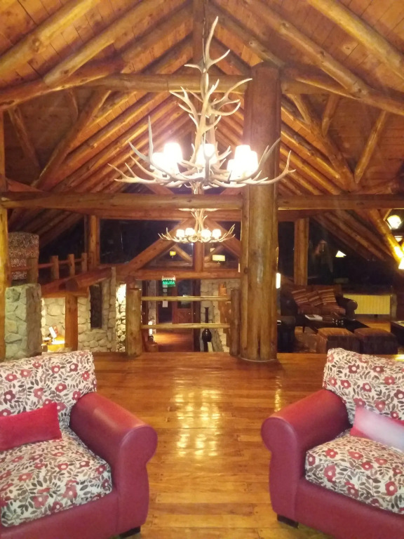 Dos Bahias Lake Resort