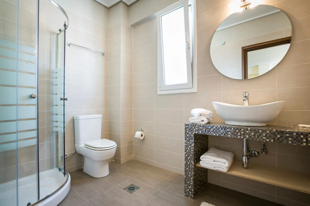 Meliti Waterfront Suites