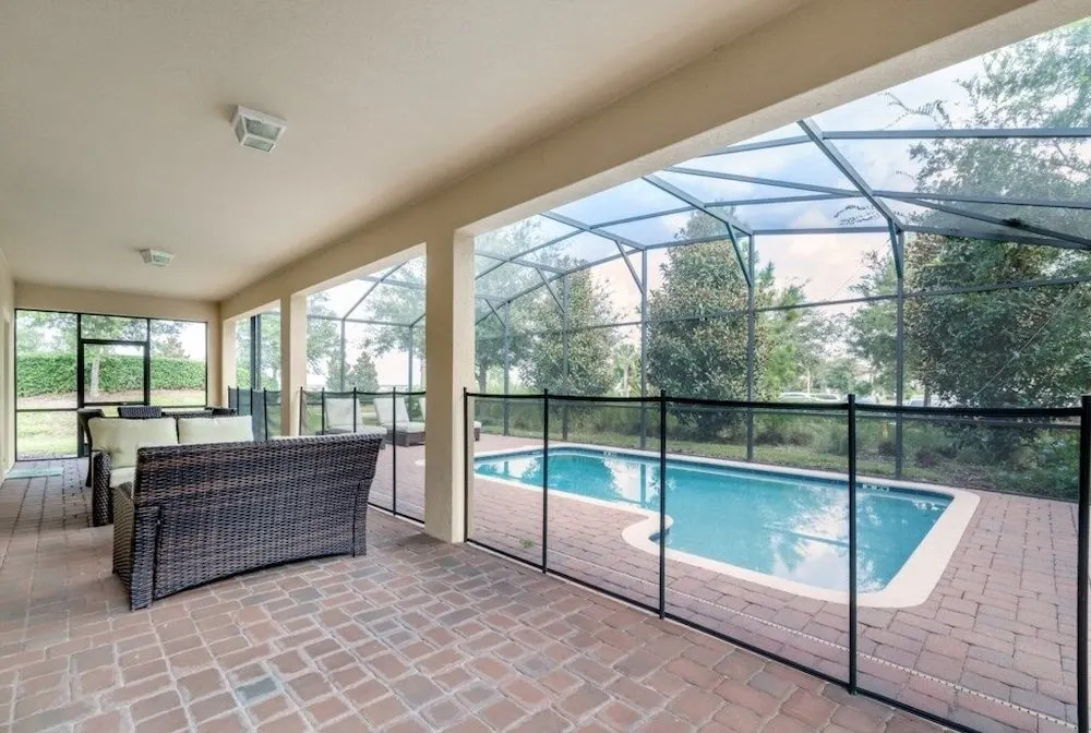 H1401 Brand New 5 Bedroom Next To Clubhouse Villa