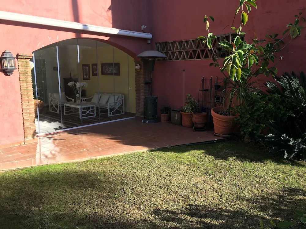 Apartment near Puente Romano