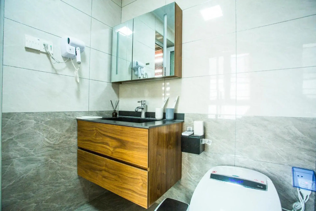 Locals Apartment Place 28