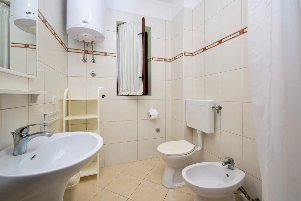 Apartments Valentić 1218