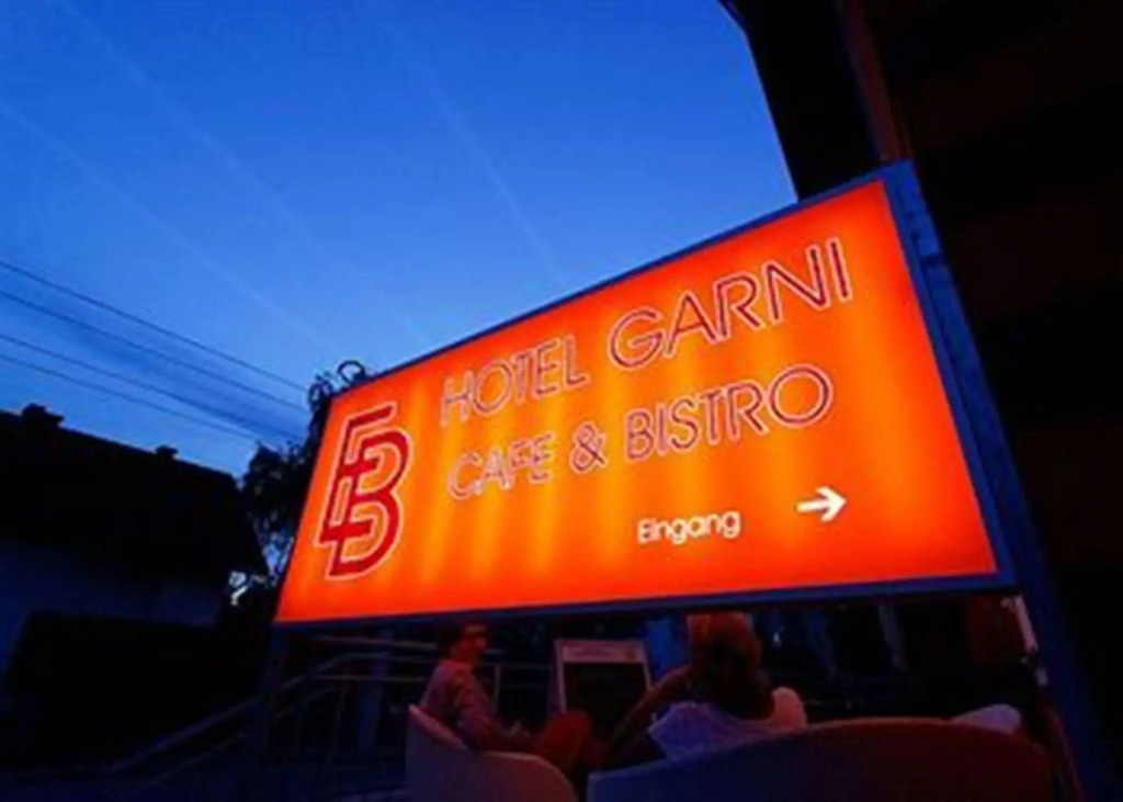 EB Hotel Garni