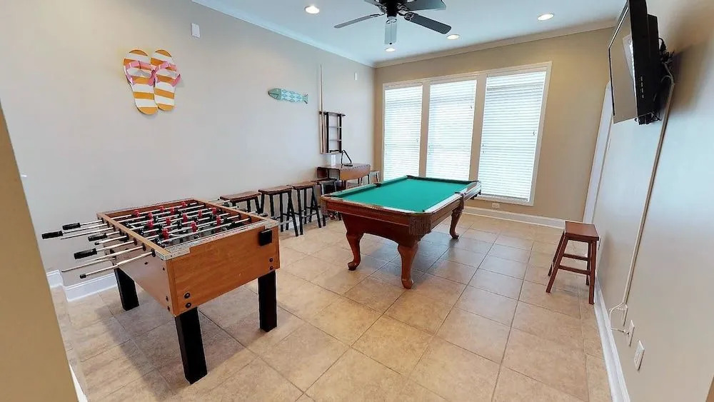 Tuscan Ocean Vista C Holiday Home 8 bedroom By Affordable Large Proper