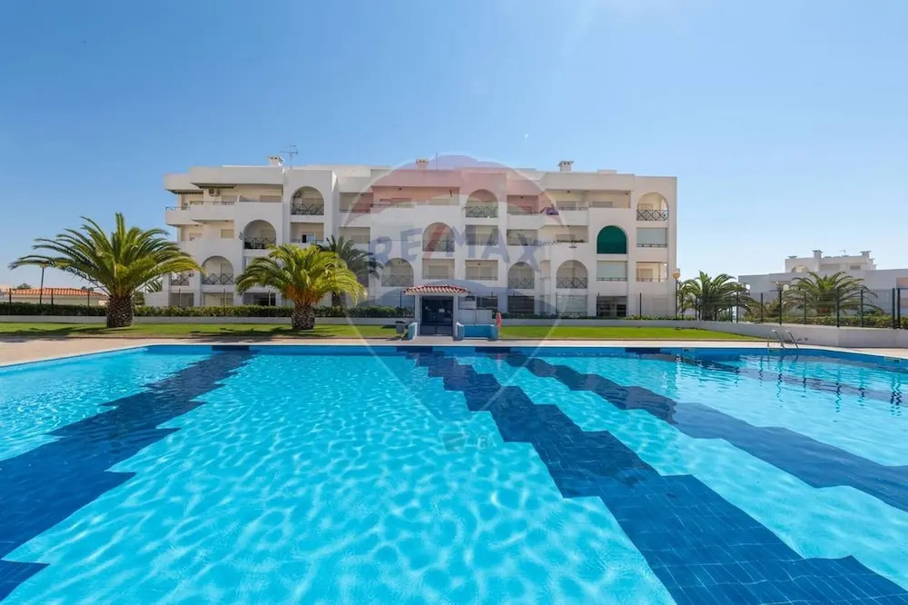 500m De La Plage Avec Piscine