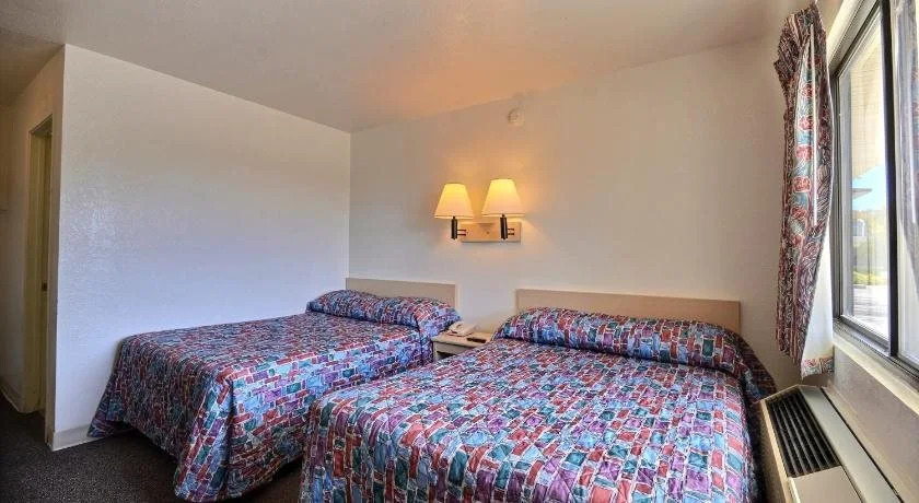 Motel 6 Indianapolis East