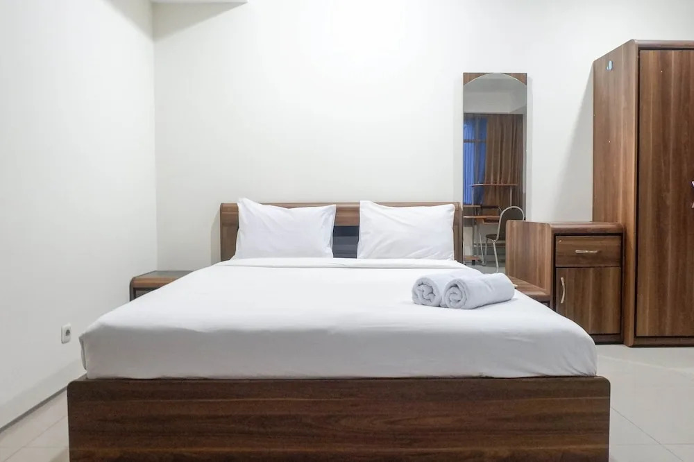 Best Value & Spacious Studio Room Apartment at High Point Serviced