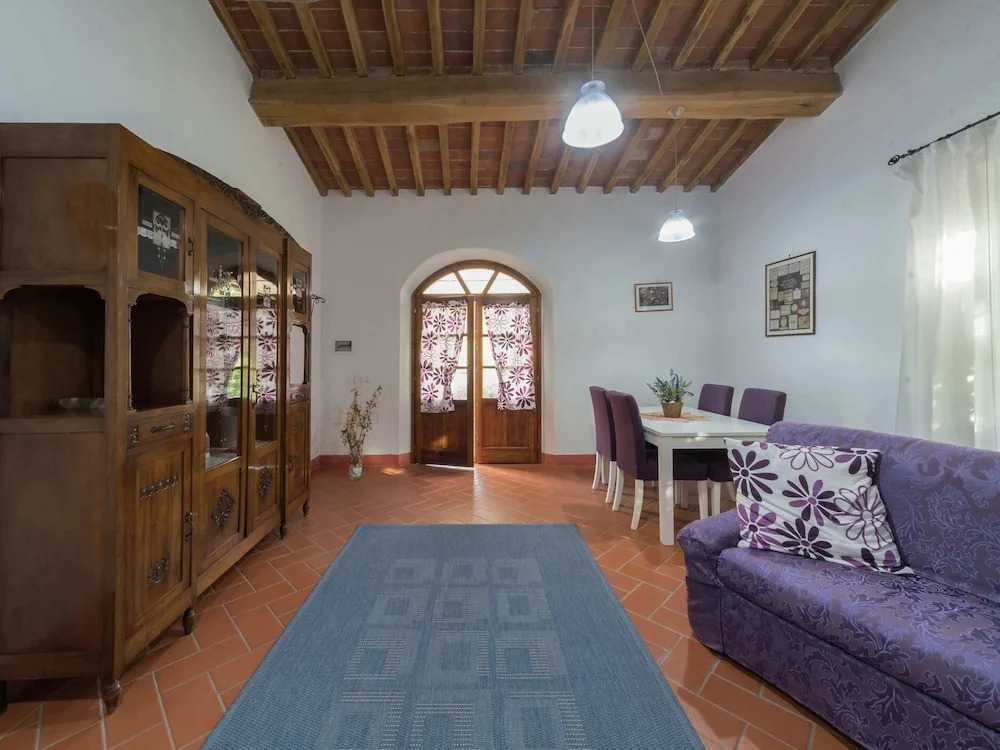 Escape in Rosignano Hills