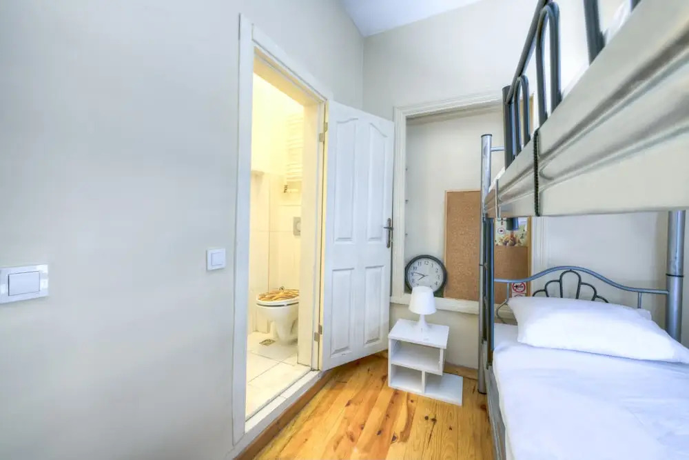 SMS Apart Hotel