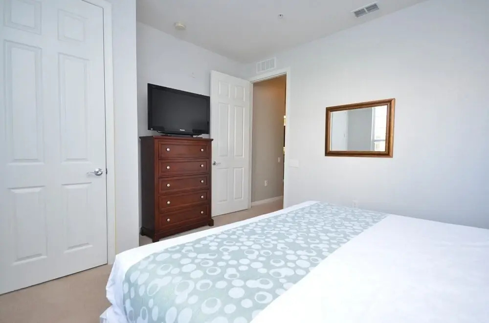 Peaceful Cay Deluxe 3 Bedroom Condo by Redawning