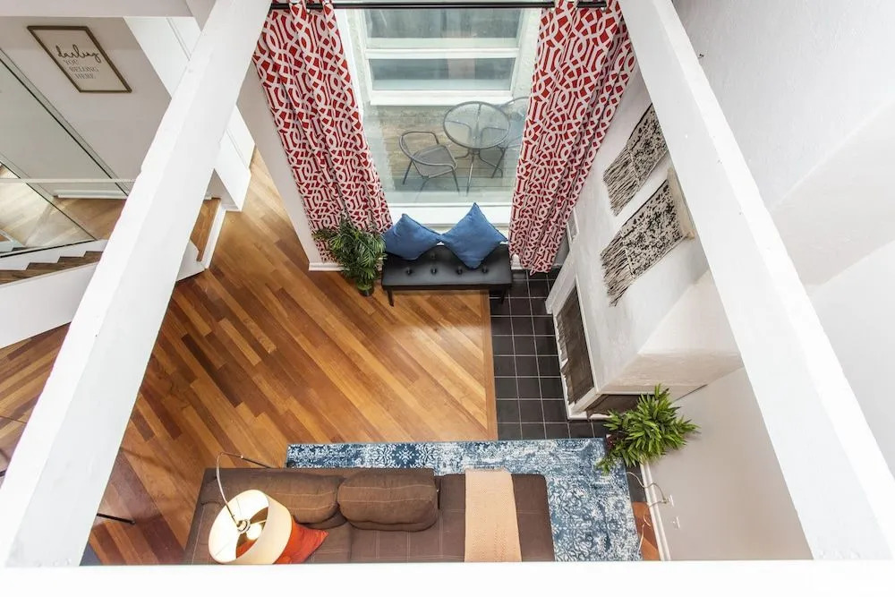 Loft in Historic Area - Liberty Bell/society Hall