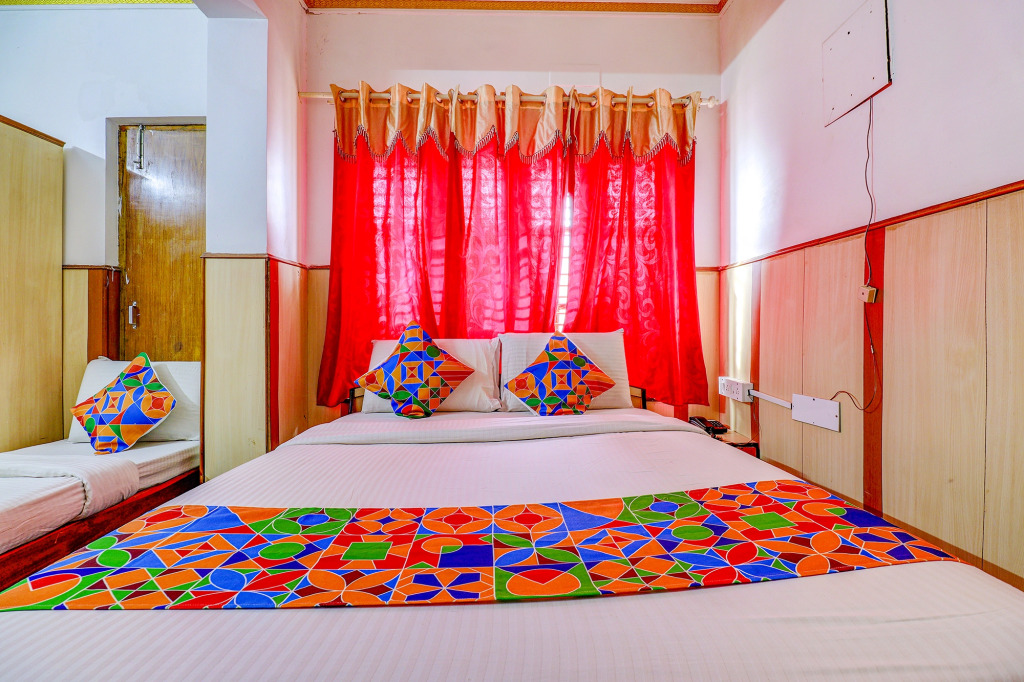Hotel Shivaals Residency