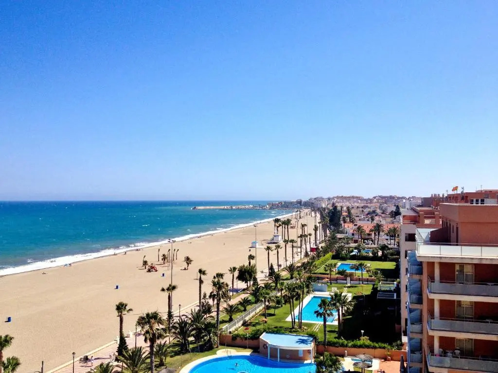2 bedrooms appartement at Roquetas de Mar 10 m away from the beach with sea view shared pool and furnished terrace
