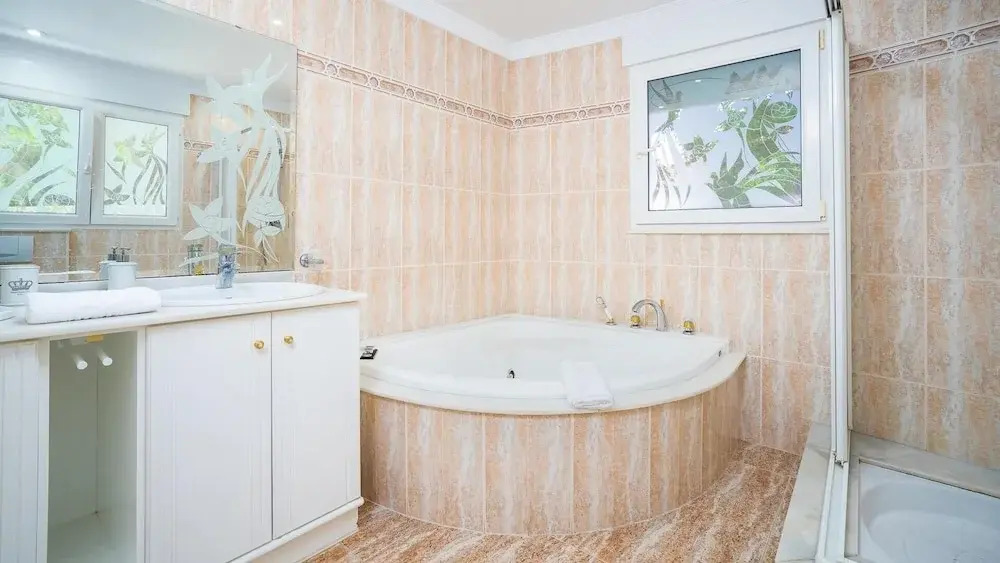 3-bed Villa Las Rotas